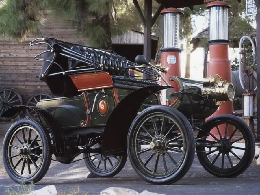  Oldsmobile Model 6C Curved Dash Runabout 1904 года  (фото 1 из 4)